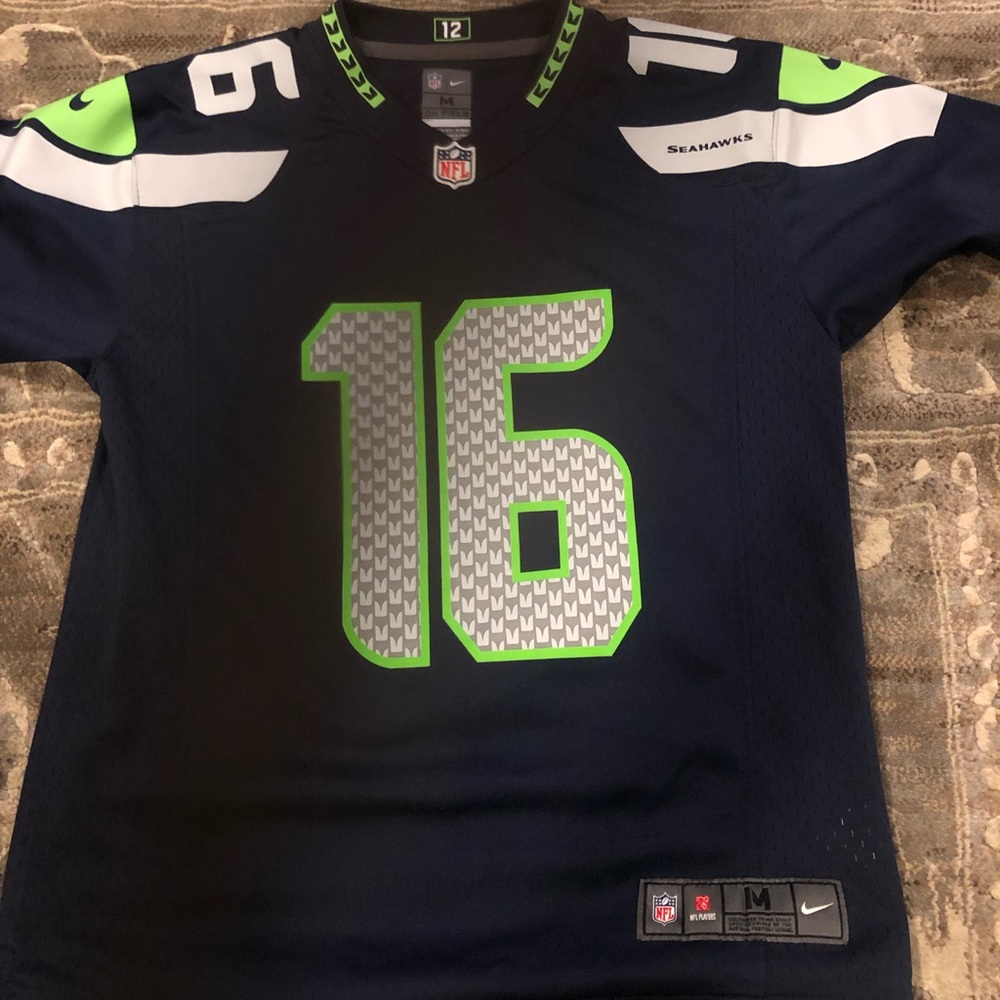 Seahawks Nike Jersey. Youth Medium Im very good condition.